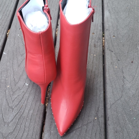 Red Trendy Ankle Boots Pointy Toe Studded Bootie - Picture 6 of 10